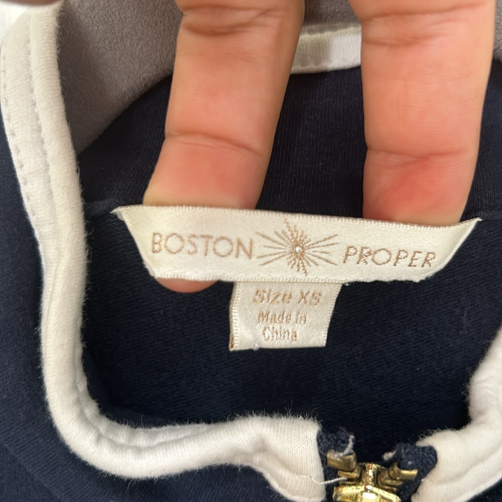 Boston Proper Size XS light jacket blue, white and golden sippers - Picture 2 of 7